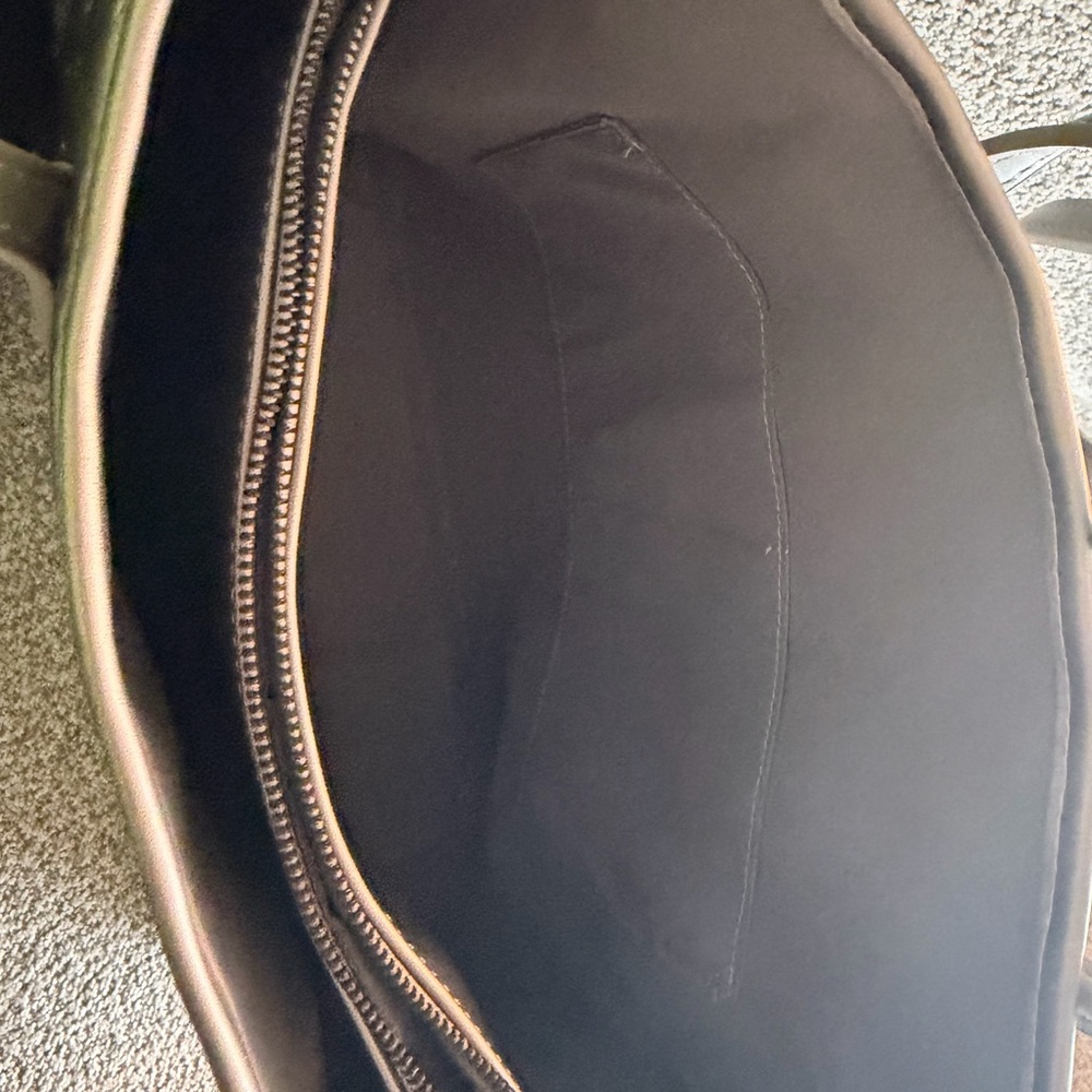 Glamaholic matte silver tote bag - Picture 5 of 6